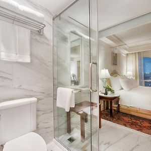 Double Room Lake View
